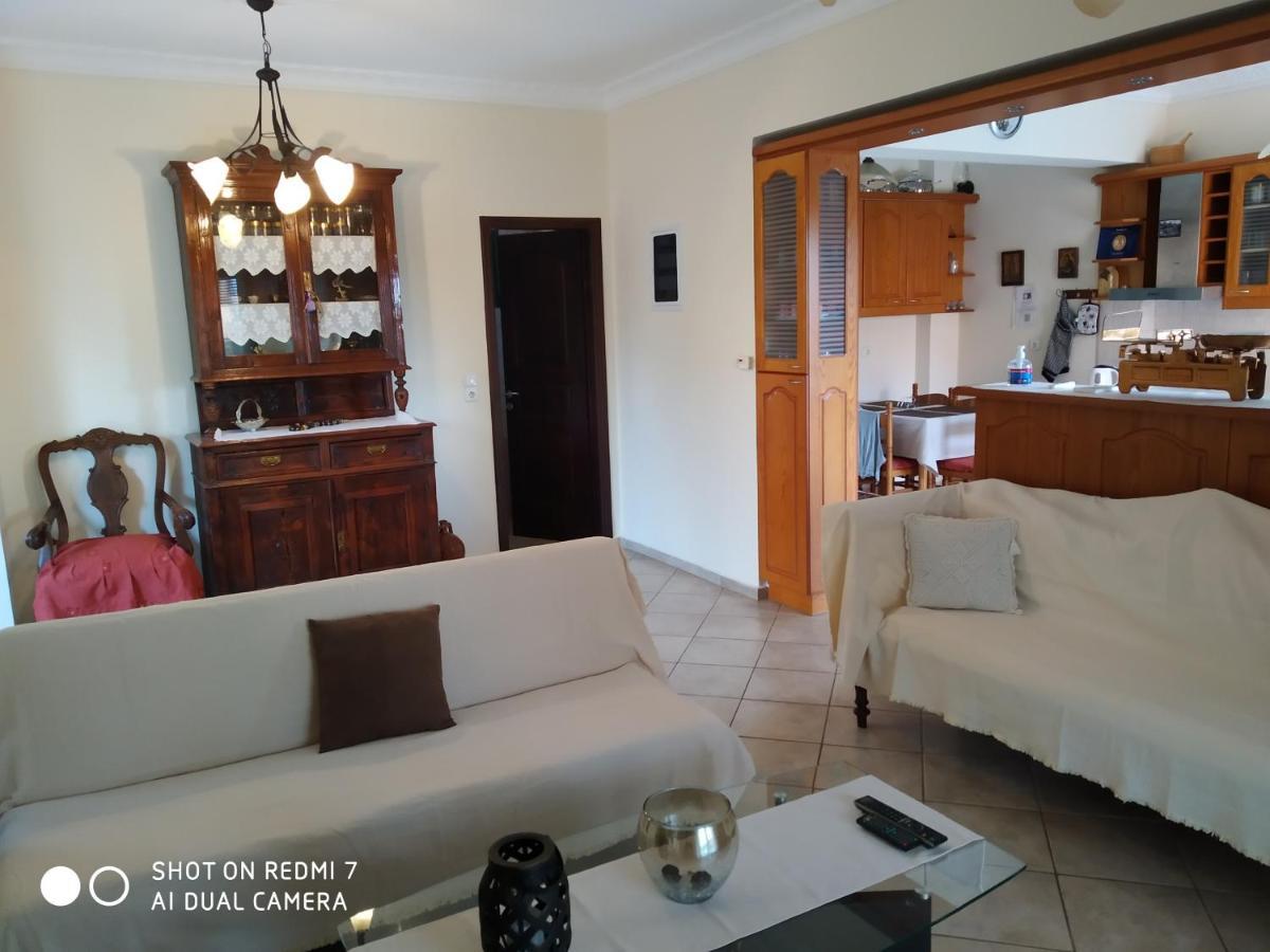 Villa Eleftheria Karavomylos Bagian luar foto