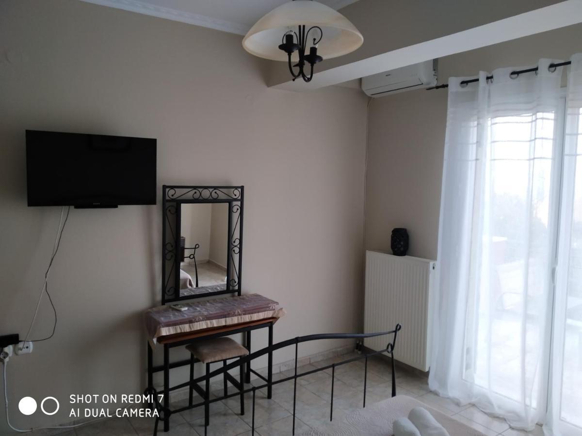 Villa Eleftheria Karavomylos Bagian luar foto