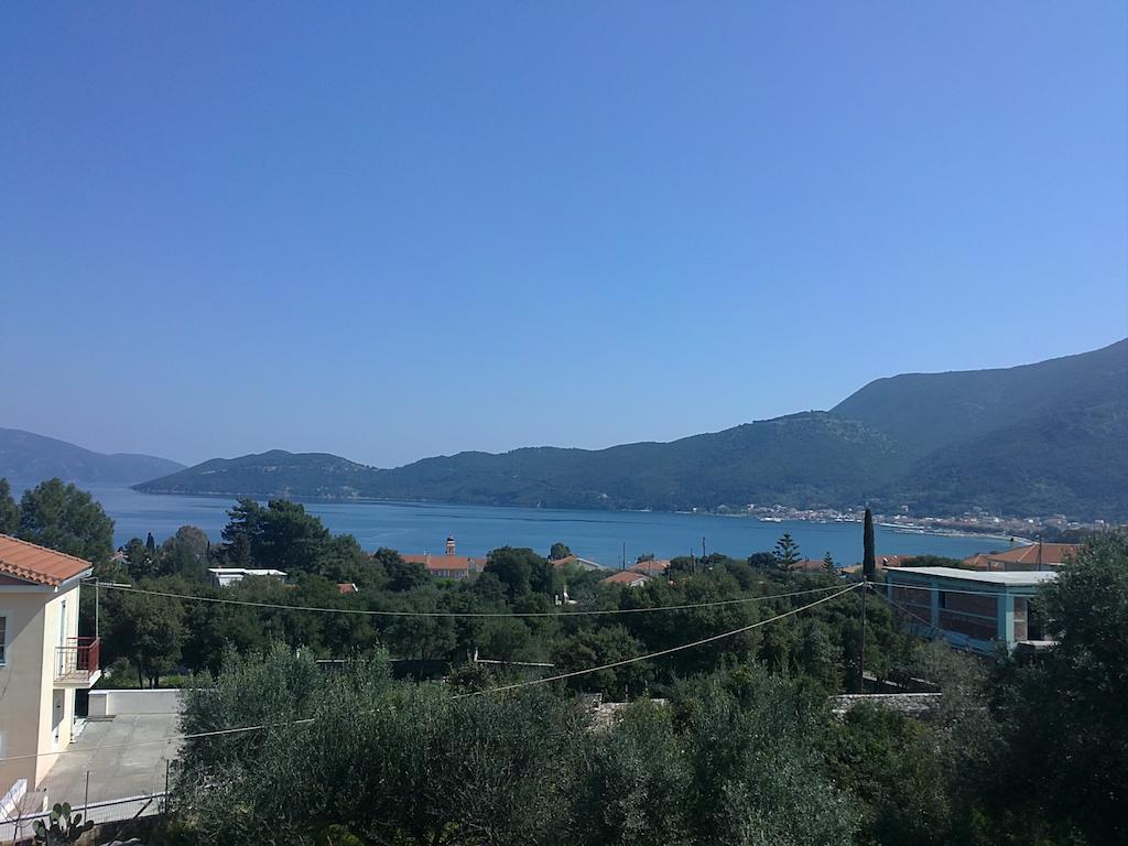 Villa Eleftheria Karavomylos Bagian luar foto