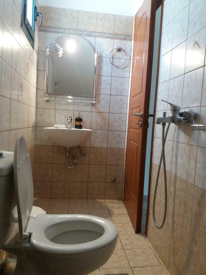 Villa Eleftheria Karavomylos Bagian luar foto